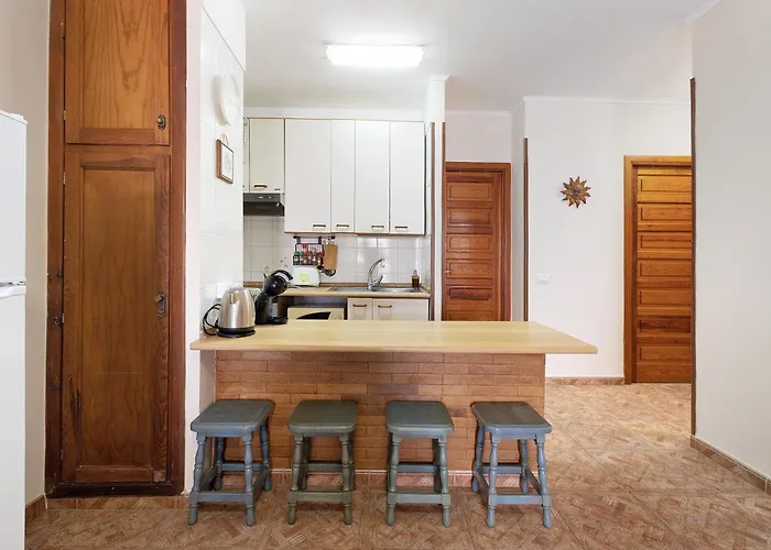 Colina Vista لوس كريستيانوس