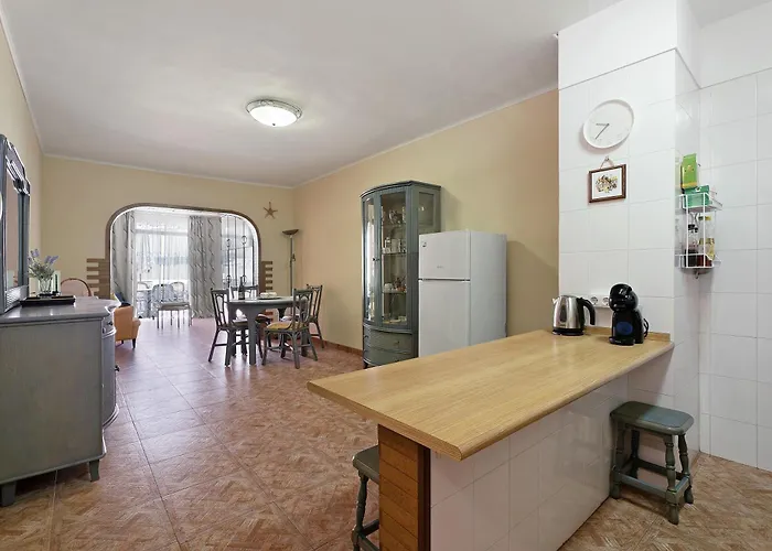 Colina Vista لوس كريستيانوس