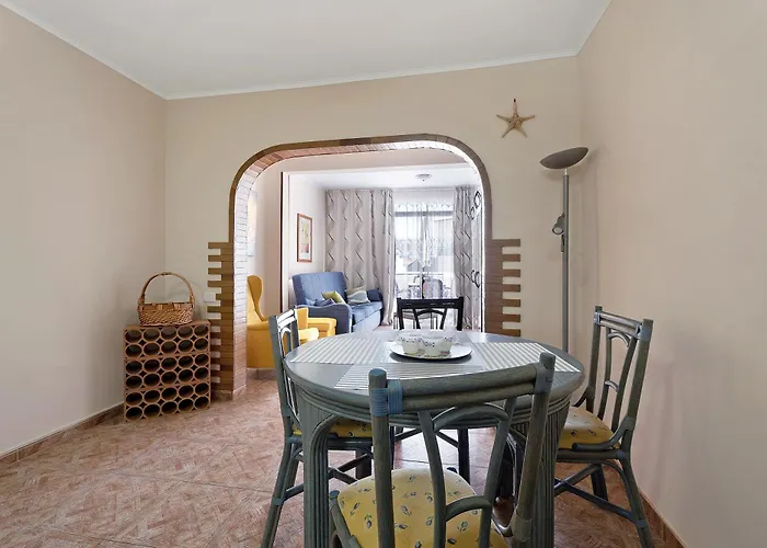 Colina Vista * لوس كريستيانوس